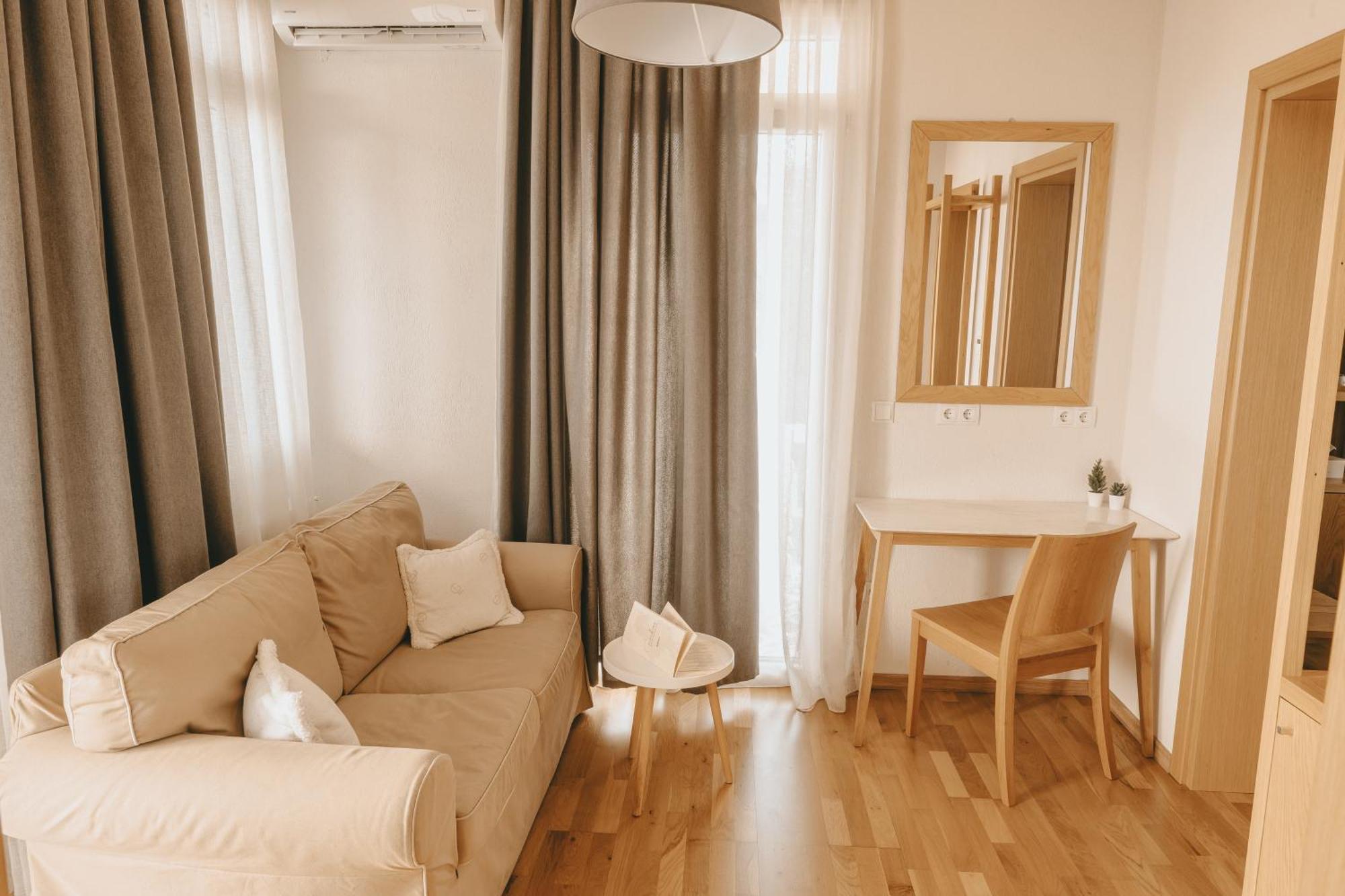 Giardino High Living Suites Drama Luaran gambar