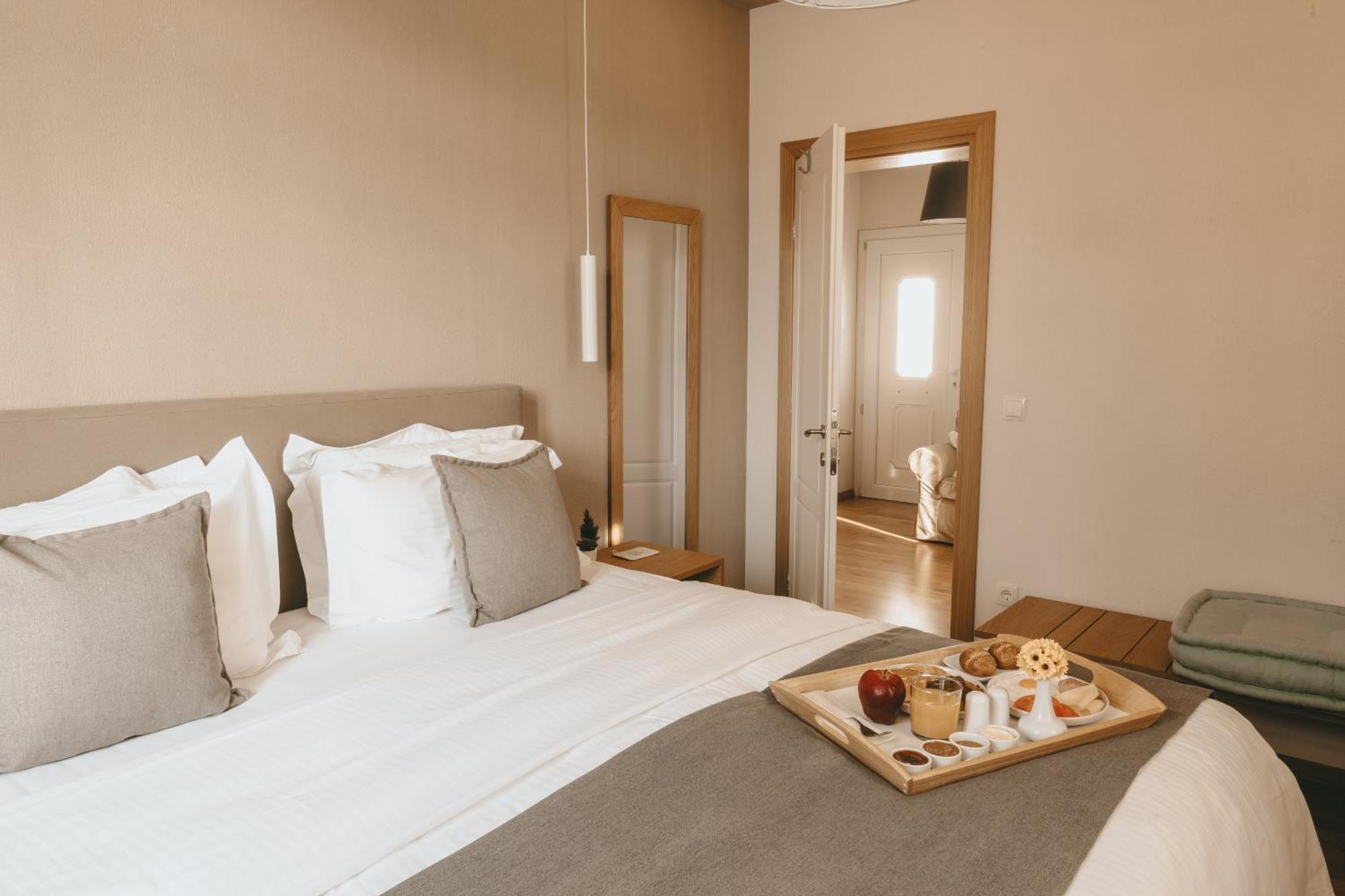 Giardino High Living Suites Drama Bilik gambar