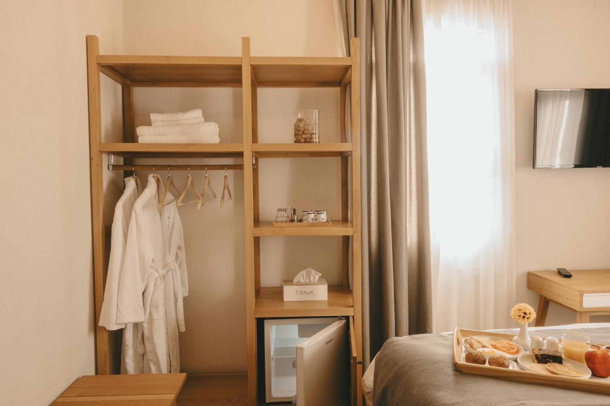 Giardino High Living Suites Drama Bilik gambar
